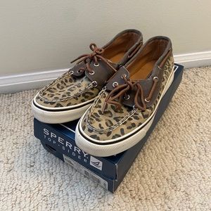 “Biscayne” leopard print Sperry boating shoes